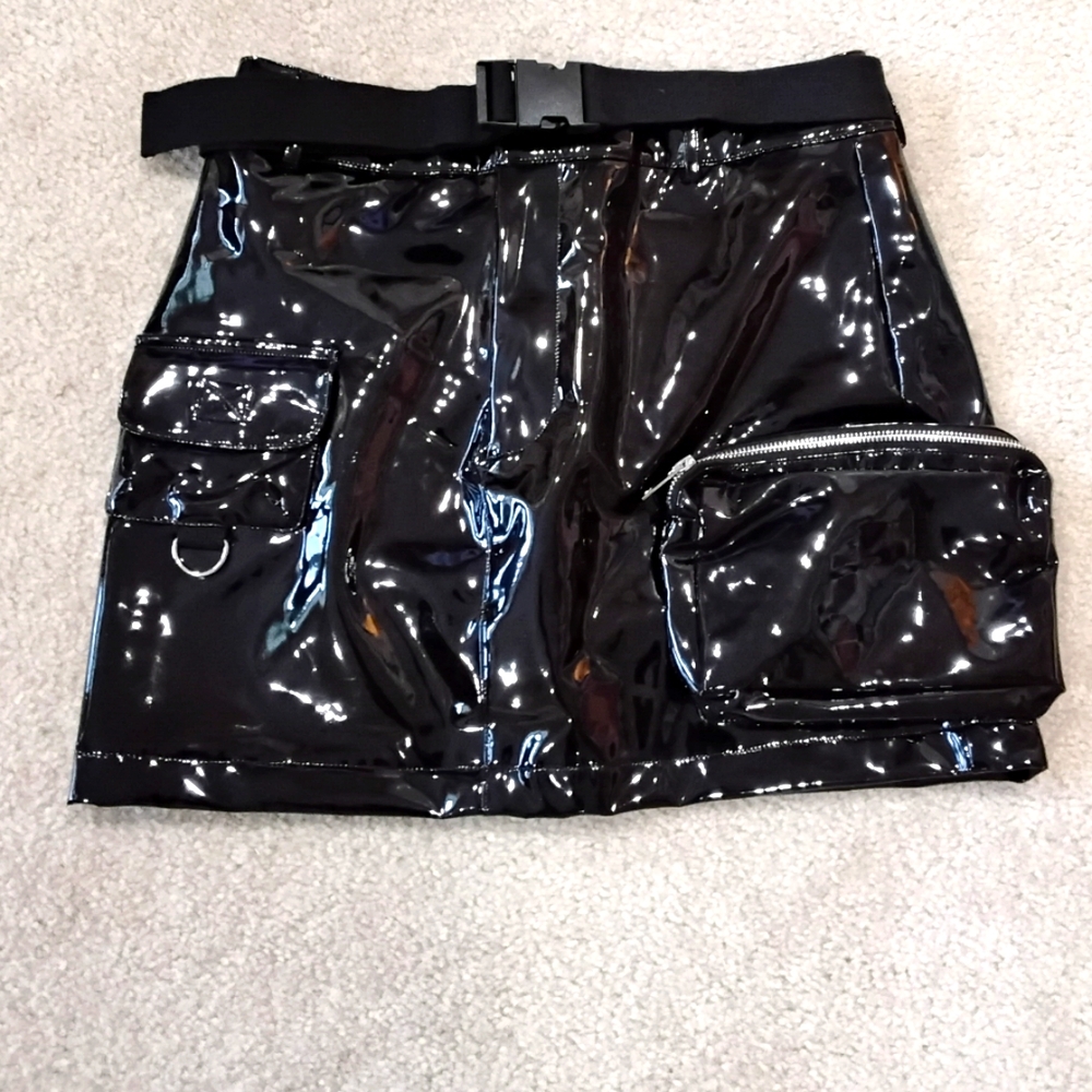 Nwt I.AM.GIA patent skirt